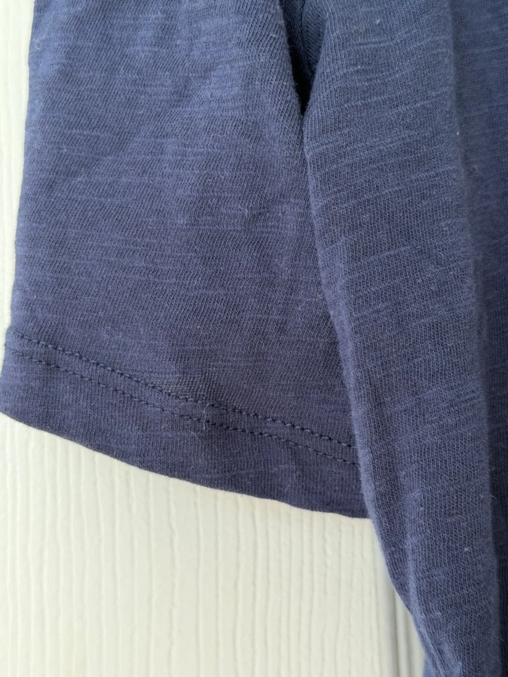 Meadow Rue by Anthropologie Navy V-Neck Puff Sleeve Top with Back Keyhole - Picture 8 of 10